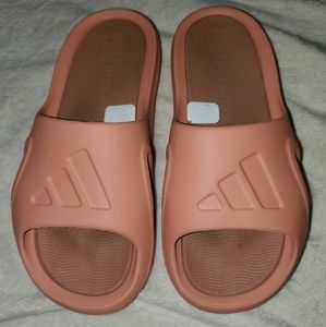 Adidas slides